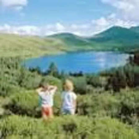 D'une A Avec Magnifique Vue Sur La Montagne Piscine Partagee Jardin Clos *
